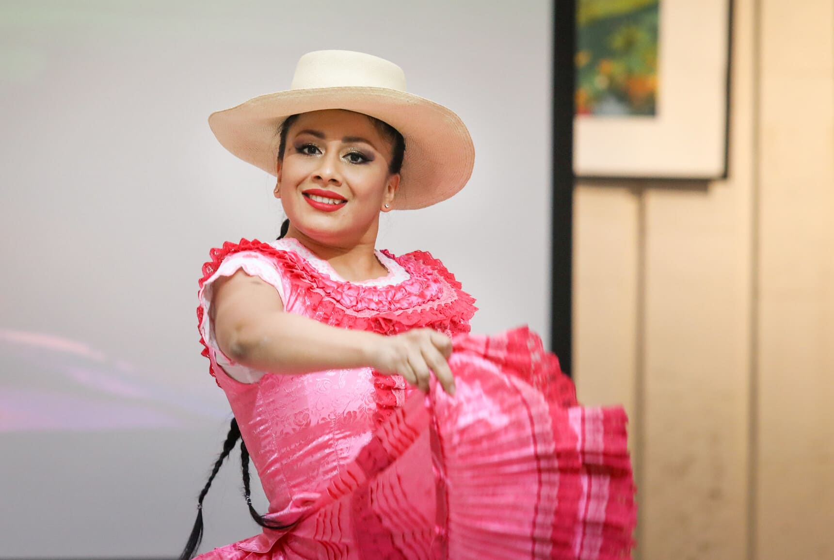 Открывая страны: Перу. Танец «Маринера»
