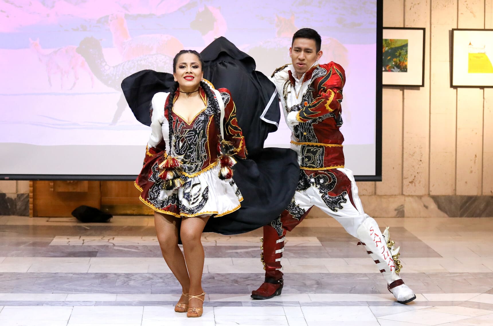 Открывая страны: Перу. Танец «Капоралес»