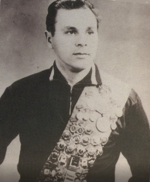 Анатолий Зимин