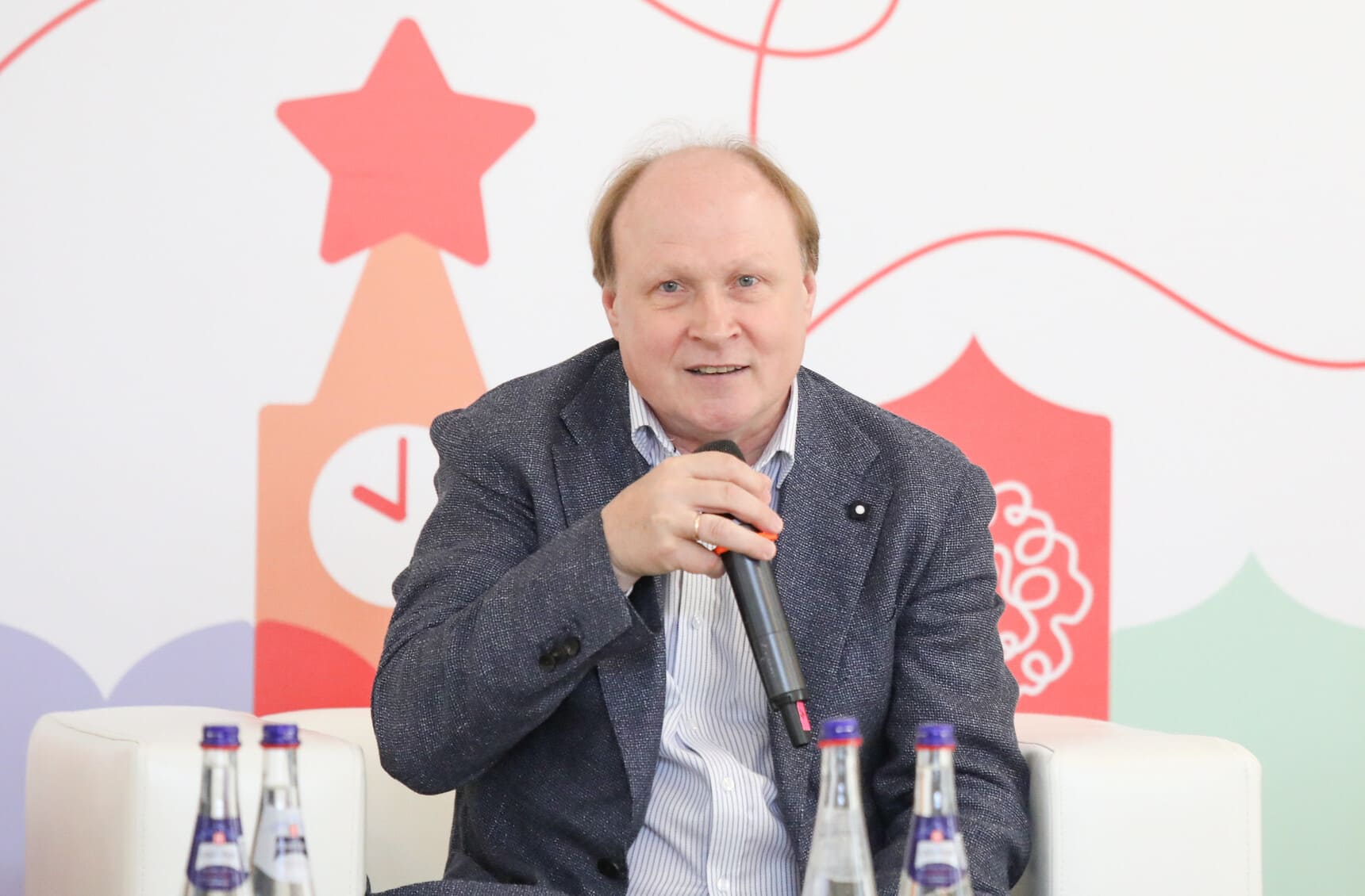 Владимир Толстой