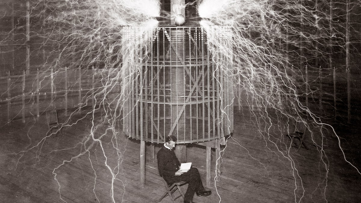 Никоал Тесла