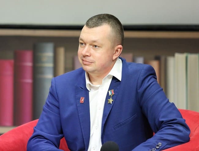 Артур Орлов
