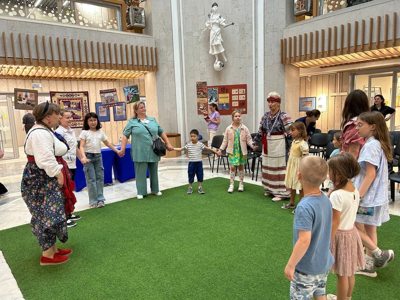 День фольклора в РГДБ