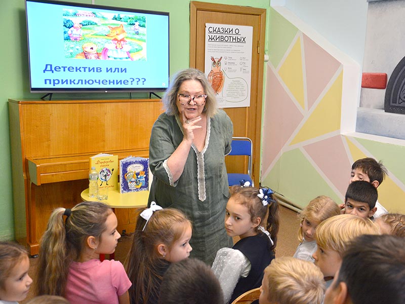 Фестиваль «Саратов книжный» 2025: Елена Антипова