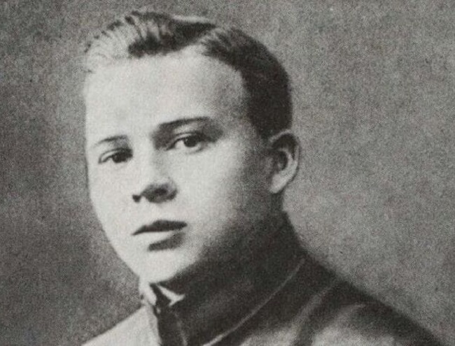 Аркадий Гайдар