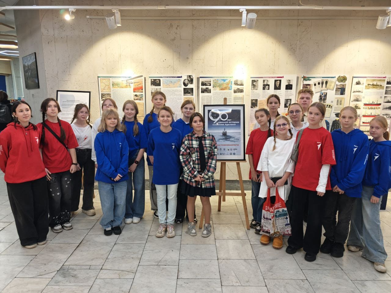 Выставка «90 лет славной истории освоения Арктики»
