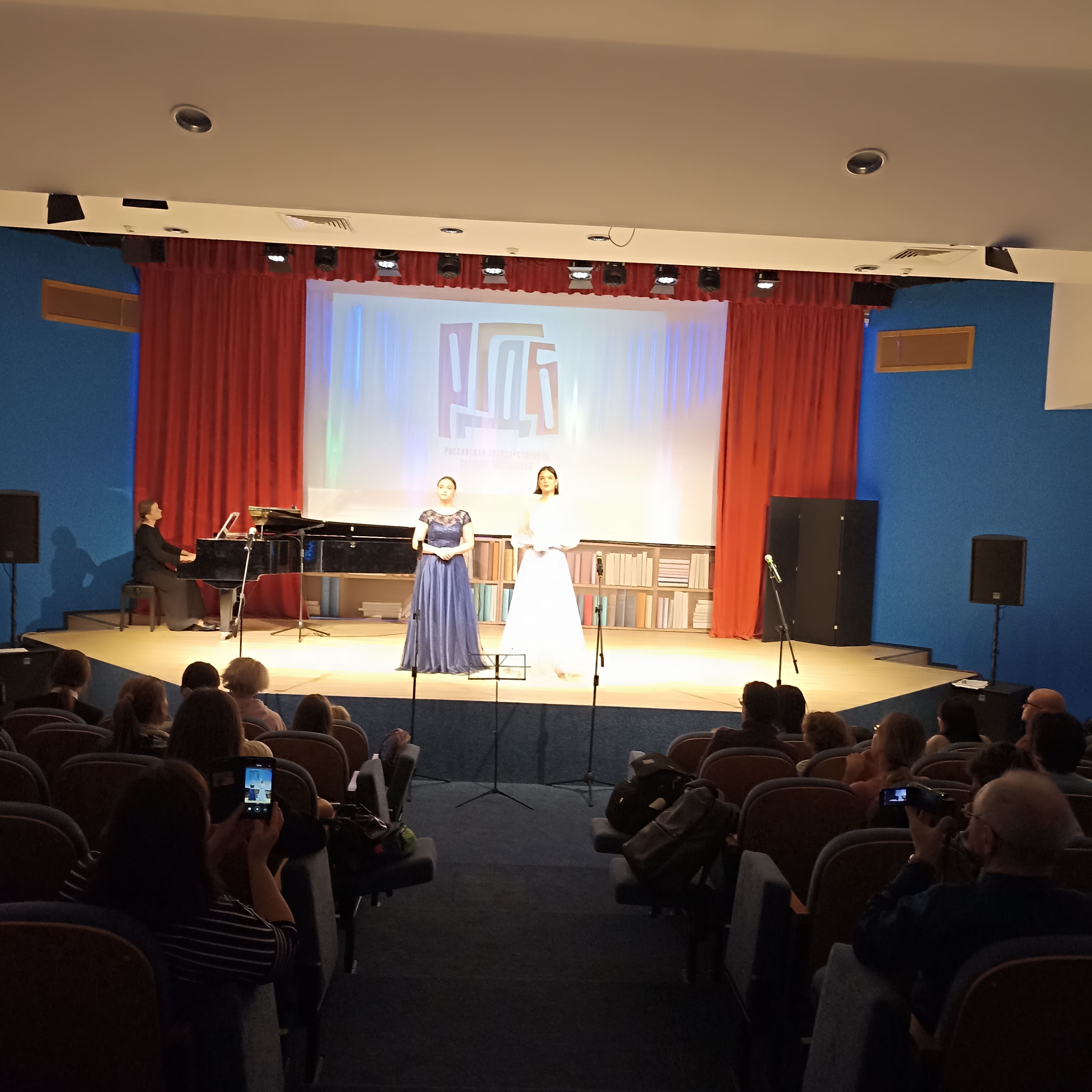 koncert sviridov golos vremeni golos rossii iz cikla vivat talant proshel v rgdb 1