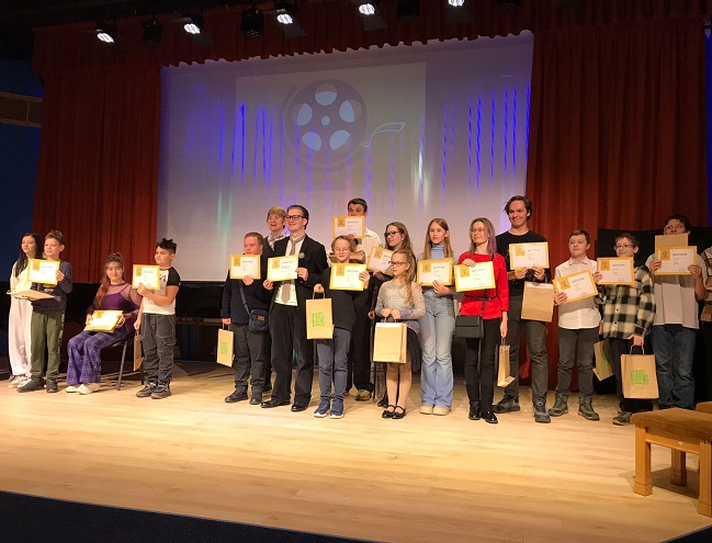 Показ фильма «Дебют»