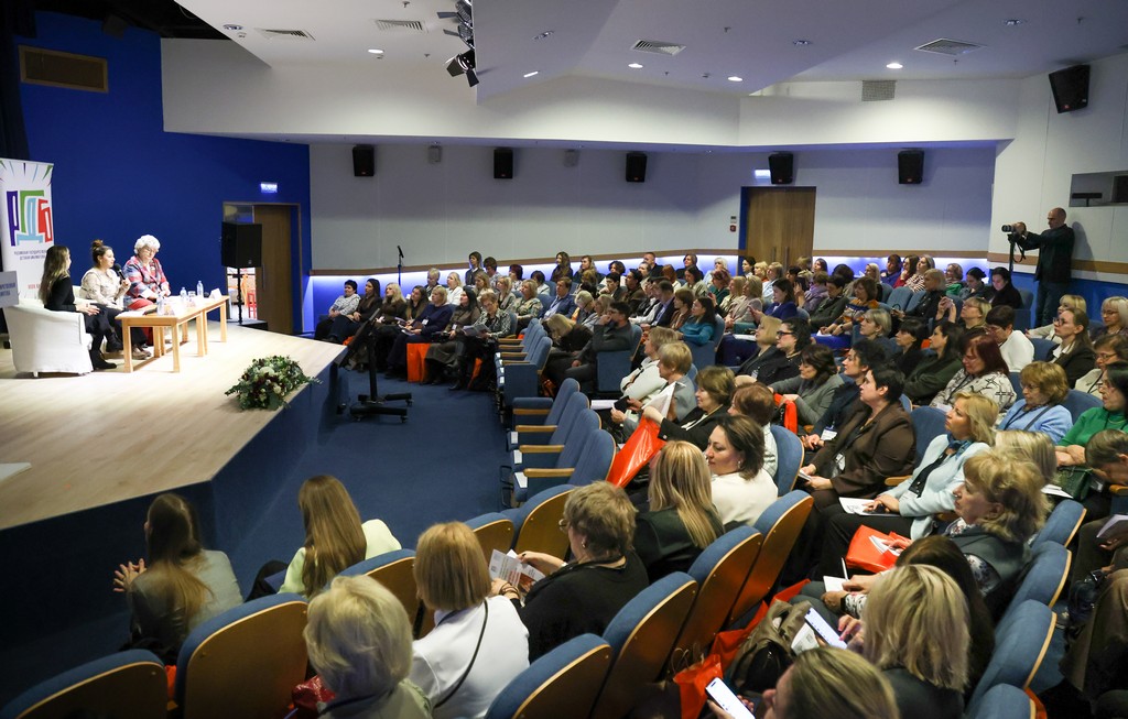 Ежегодное совещание директоров библиотек РФ, обслуживающих детей - 2025