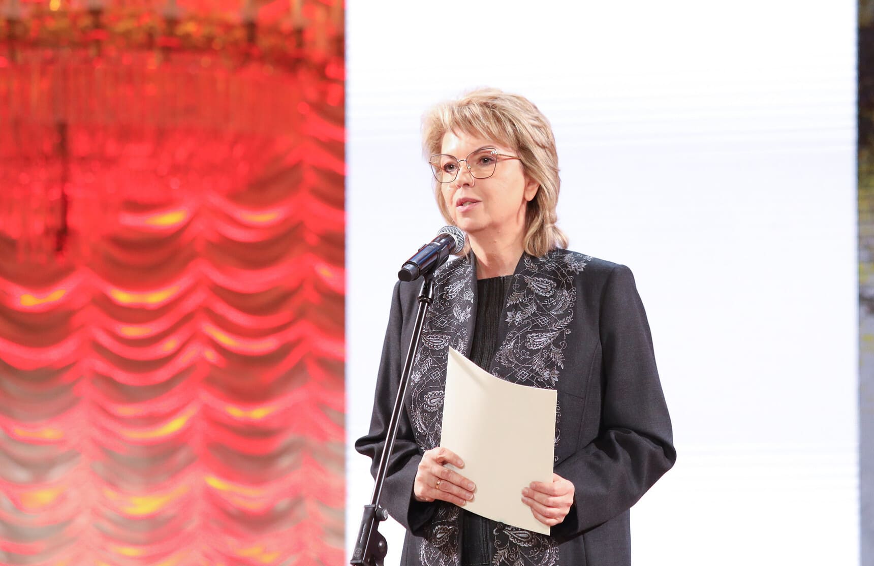 Елена Ямпольская