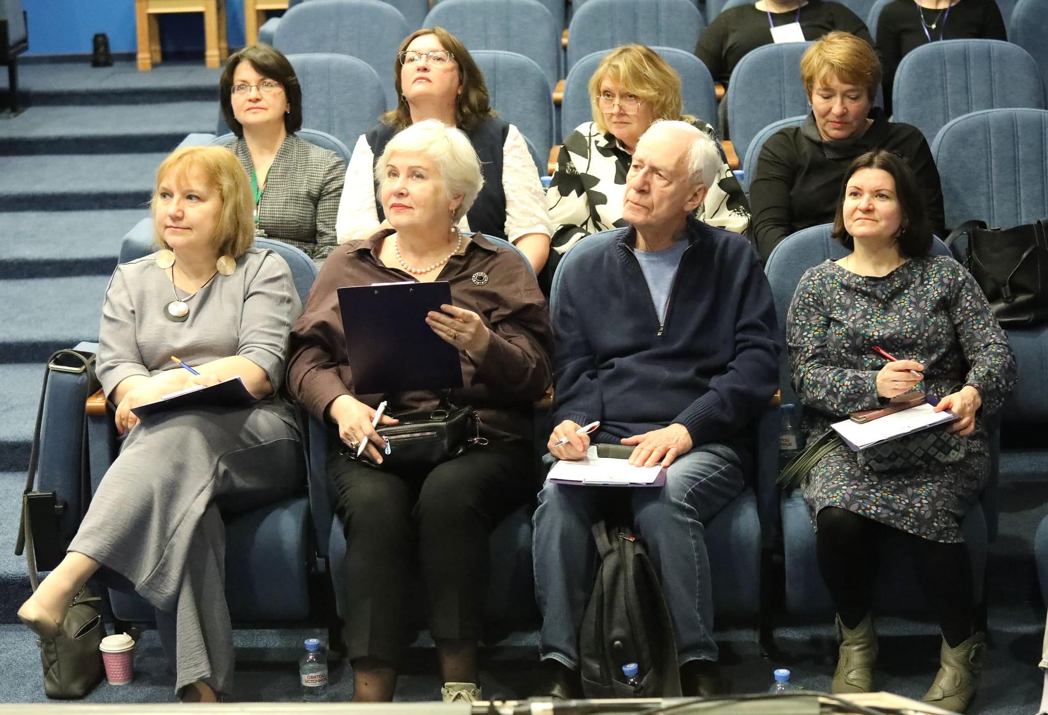 nagrazhdenie finalistov konkursa chtecov i proektov raznocvetnye stihi 5