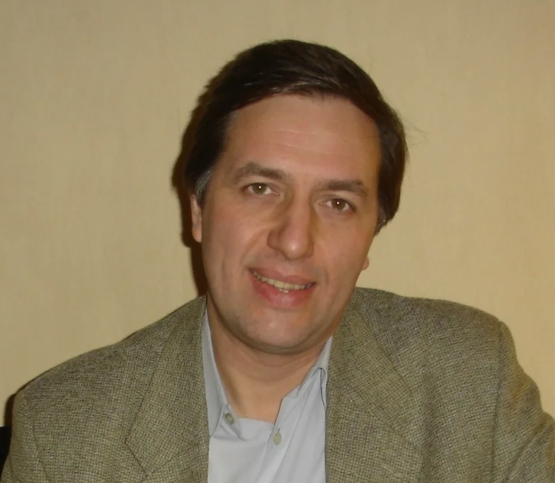 Илья Мякишев