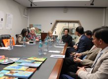 Делегация книгоиздателей из Вьетнама в РГДБ