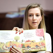 Анастасия Орлова и ее герои Грузовик и Прицеп, нарисованные Ольгой Демидовой