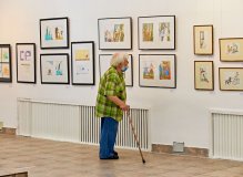 Николай Устинов на выставке «Московские художники книги – детям»