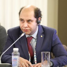 Денис Котов