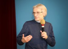 Михаил Есеновский