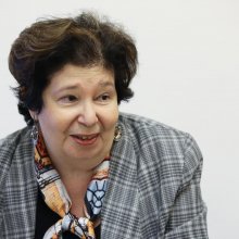 Переводчик Ольга Варшавер на Международной ярмарки интеллектуальной литературы non/fiction