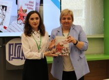Юлия Родионова и Елена Колосова