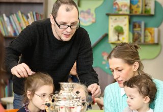  Кинокритик Алексей Юсев на «Мармеладном дне» в РГДБ