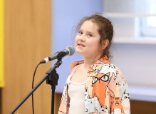 Дети поэтов читают стихи друзей родителей