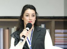 Елена Мельник