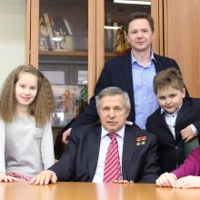  «Мы - дети Галактики». День космонавтики в библиотеке