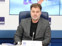 Олег Рой
