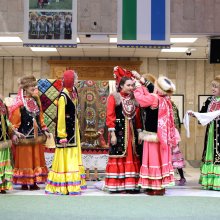 Выступление башкирского фольклорного коллектива «Ак тирмэ»