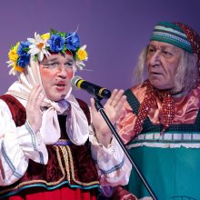 Озорные Бабки-ежки приглашают на новогоднее представление "Волшебная книга Деда Мороза"