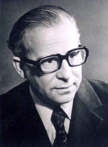 Святослав Сахарнов