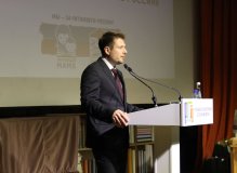 Константин Деревянко
